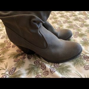 Fergalicious Boots Size 9
